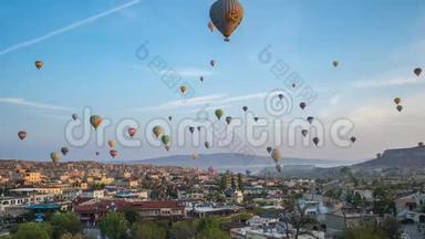 卡帕多西亚<strong>时间流逝</strong>，气球在卡帕多西亚飞行，在土耳其的戈雷梅天际线，<strong>时间流逝</strong>4K